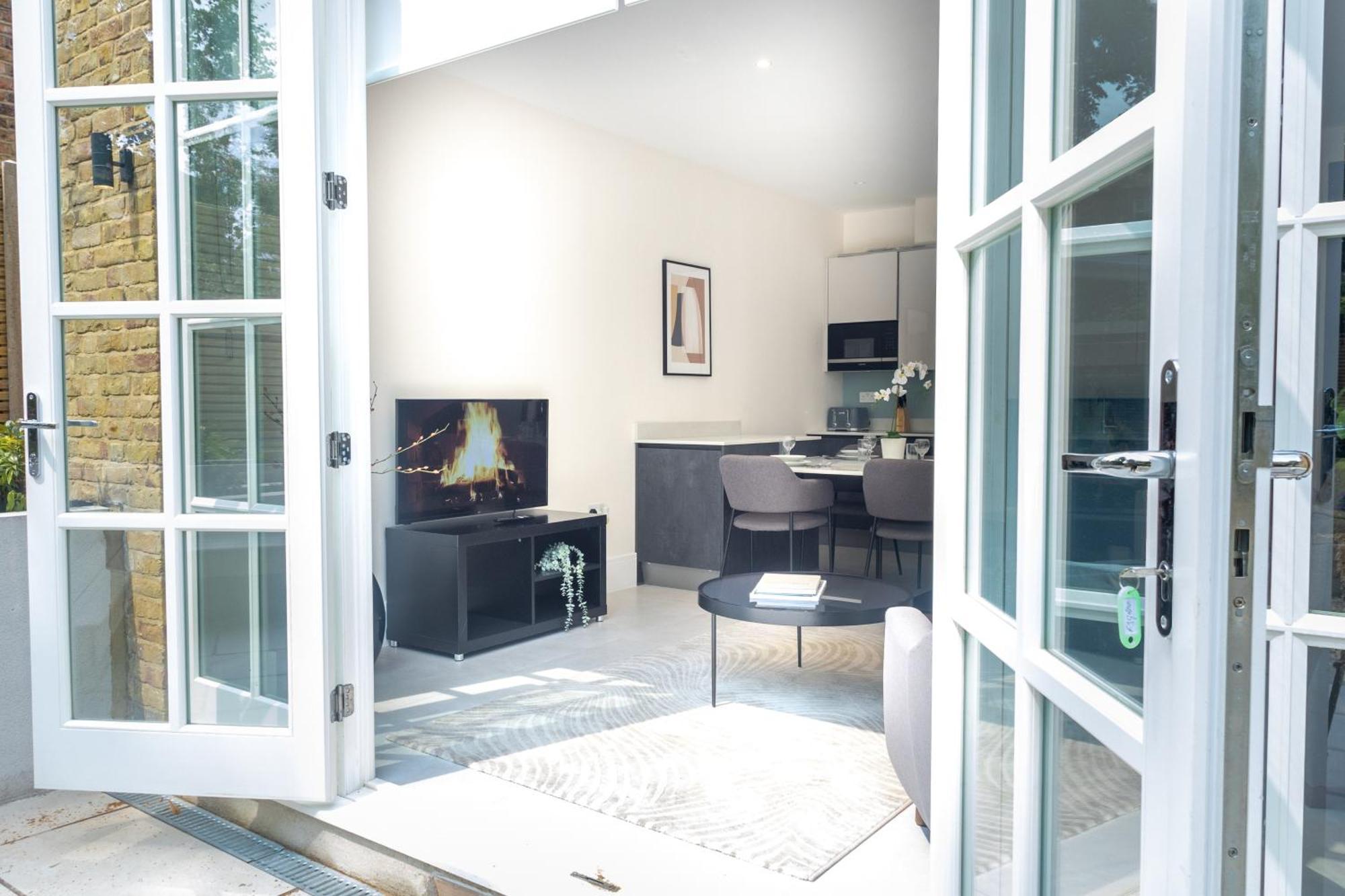 Premier London Apartments Near Camden Markets Very Close To Tube Stations By Sojo Stay エクステリア 写真
